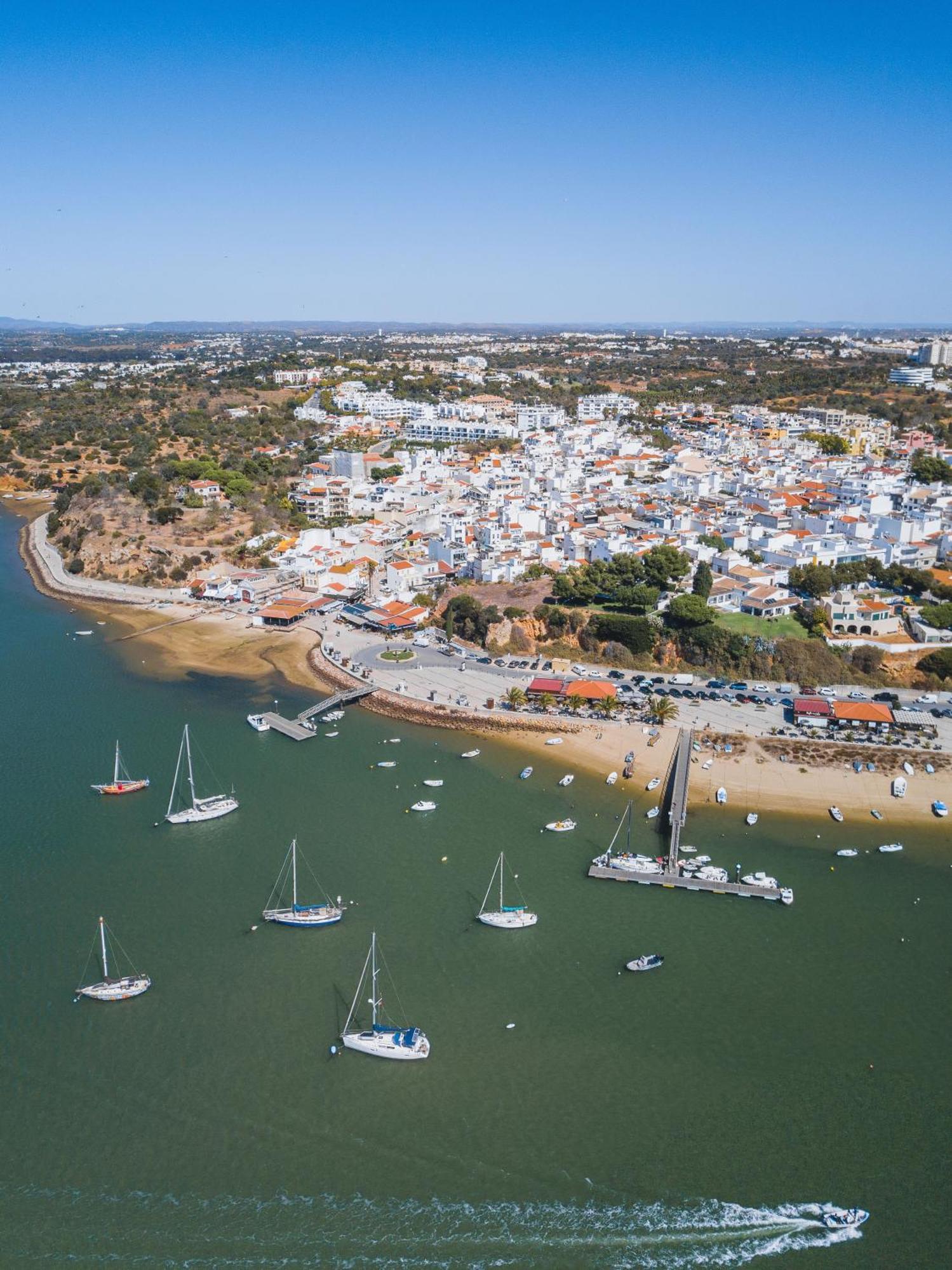 Rooftop Guesthouse Alvor Kültér fotó